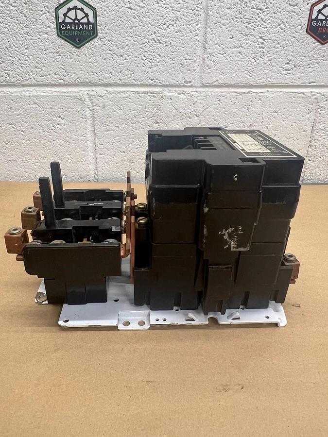 Used Square D 8536 Type SE0 1, NEMA Size 3, 600VAC Max Starter