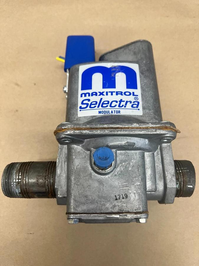 Used Maxitrol M611B Selectra Modulator