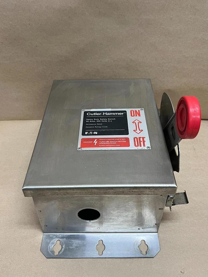 Used Cutler Hammer DH362UWK Heavy Duty Safety Switch, 3P, 60A, 600VAC