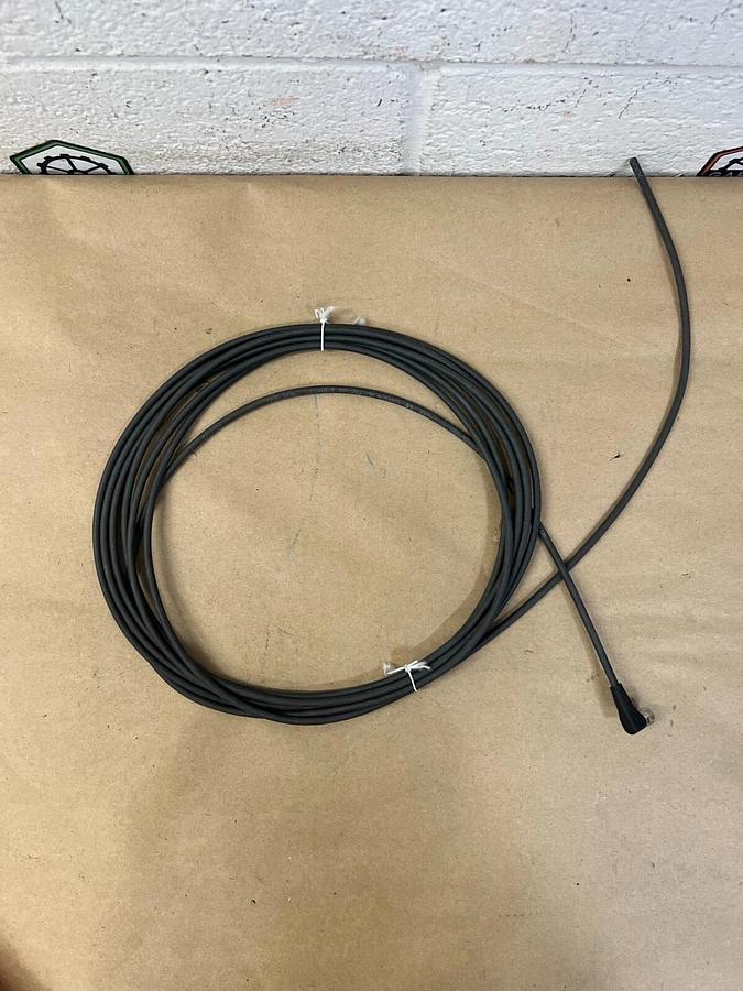 Used Balluff BCC02MM 90 Degree Right Angle Female Cable