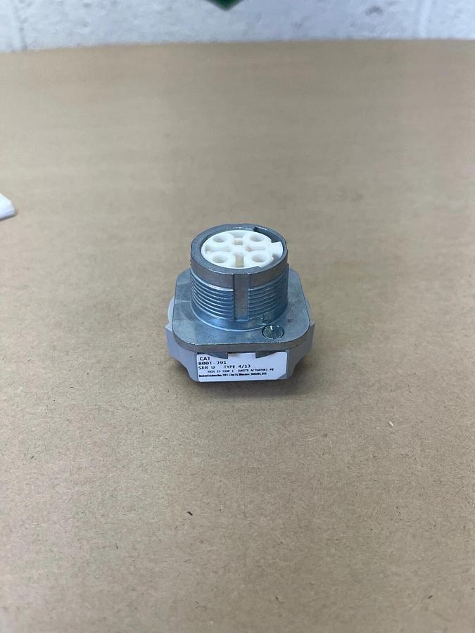 Allen-Bradley 800T-J91 30 mm Selector Switch, 800T PB 3 Position Non-Illuminated