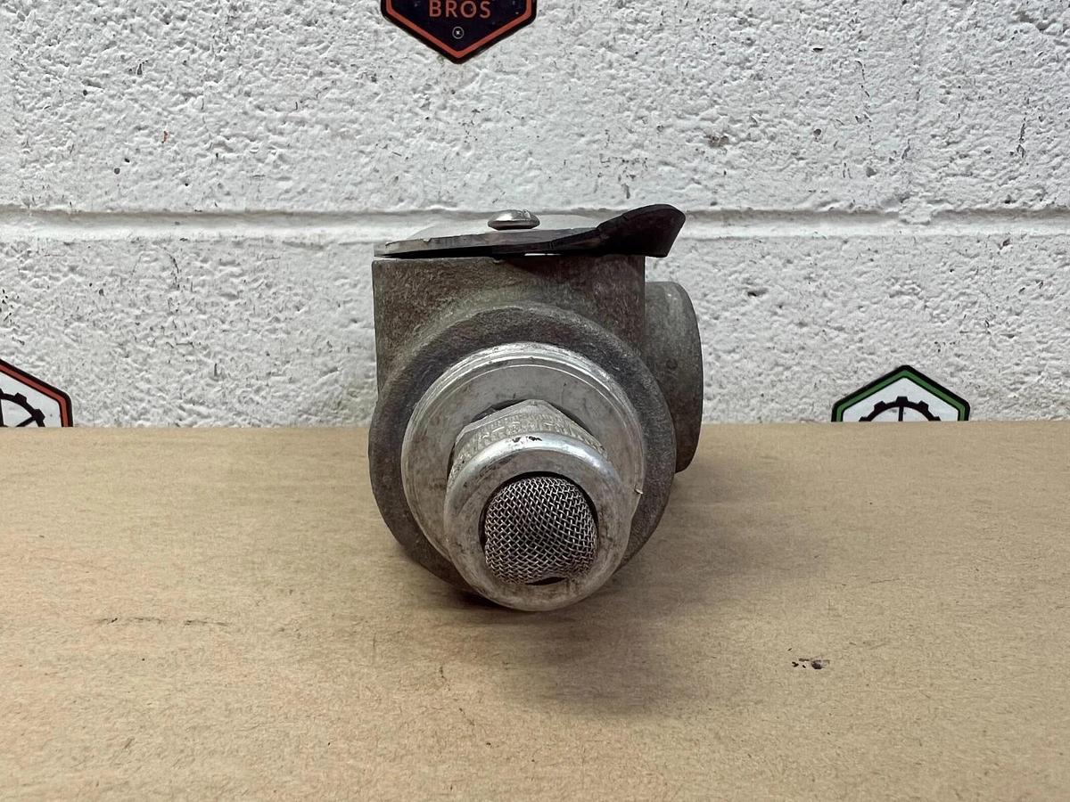Used Crouse-Hinds 590 1-1/2 in. Conduit Body
