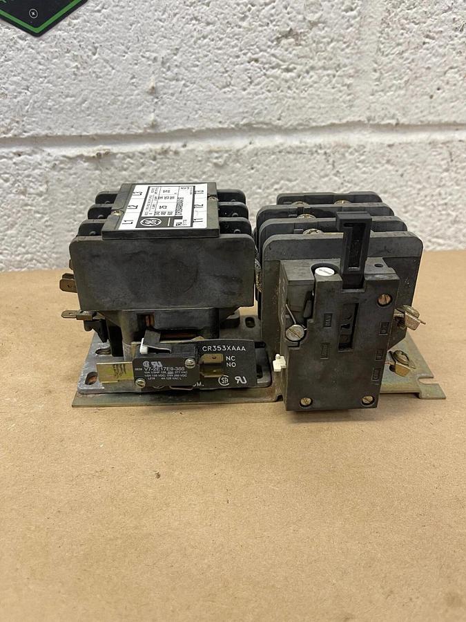 Used General Electric CR354AB3AA1B Motor Starter 1 Ph 2-pole or 3 Ph 3-pole, 600V 35A