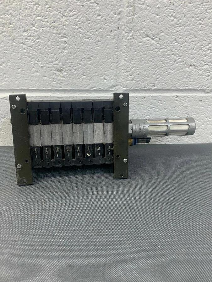 Used Festo CPV-14-VI Valve Bank Manifold Block Pmax=10Bar / 145 psi with Festo U1/2B