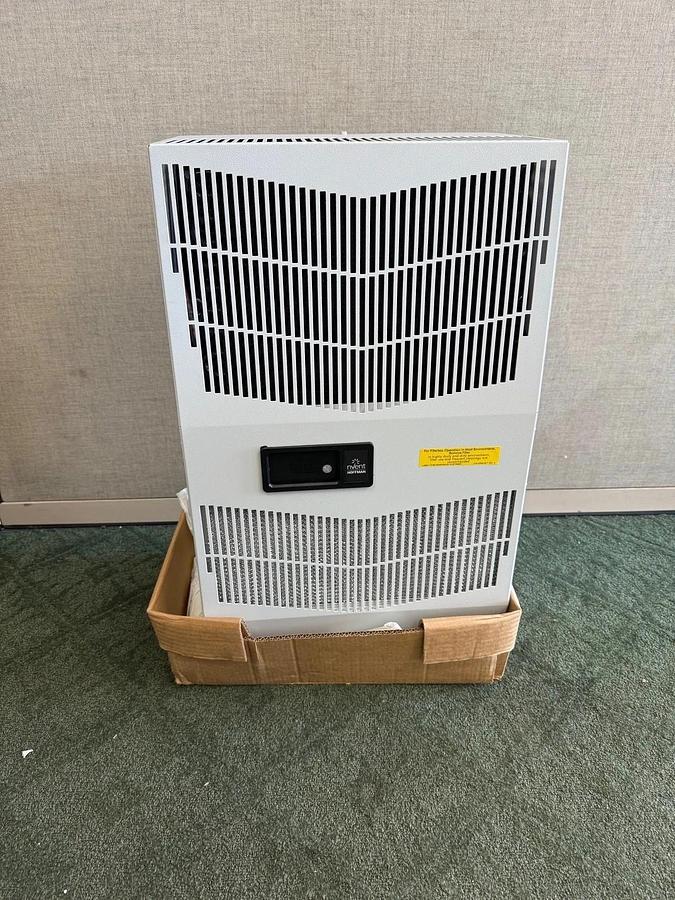 Nvent Hoffman G280446G051 Indoor/Outdoor AC, 4000 BTU 460V *NEW*