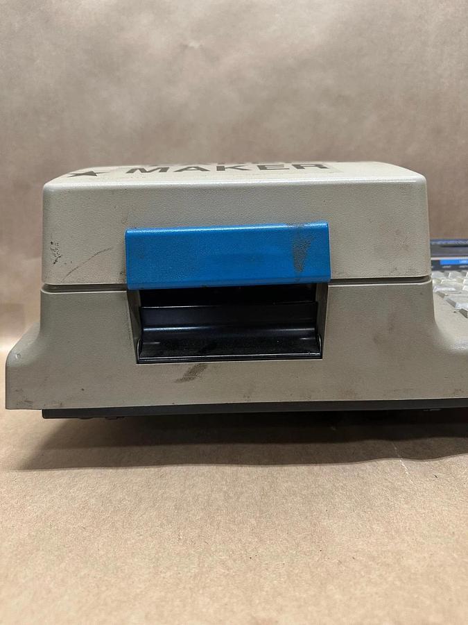 Used Brady Labelizer Plus Label and Sign Maker