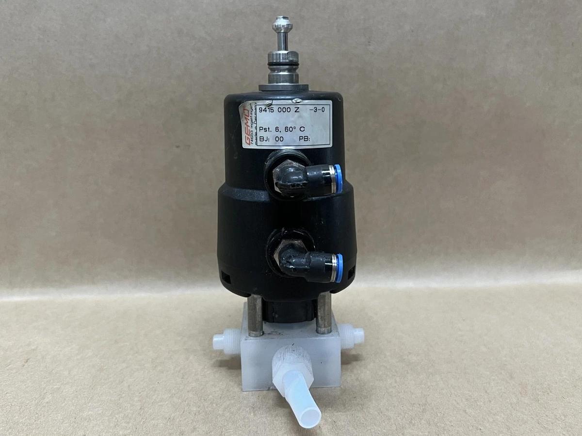 Used Gemü 9415 000 Z-3-0 Pneumatic Quarter-Turn Actuator