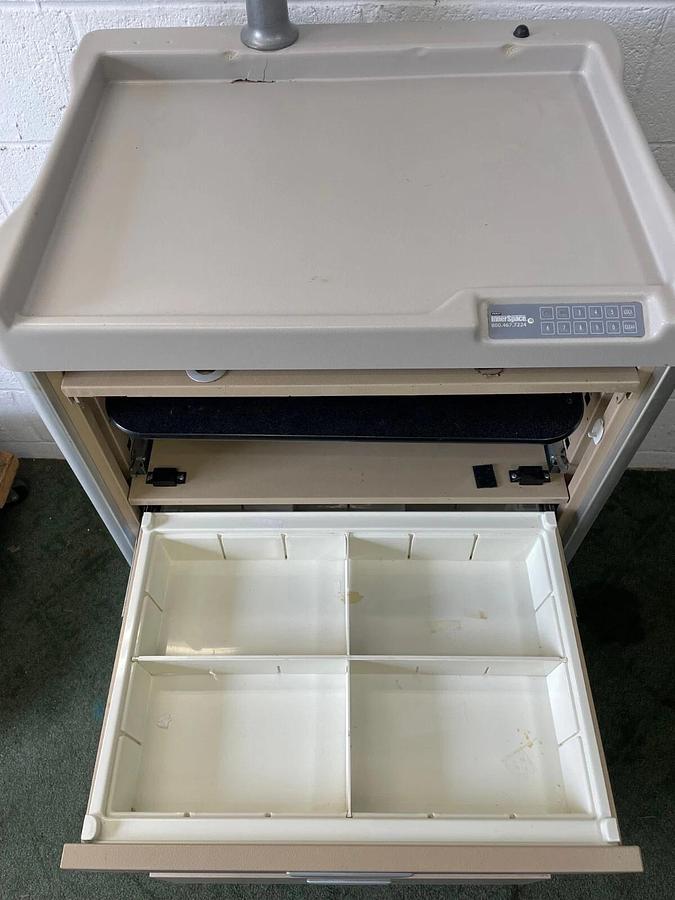 Used Stanley Inner Space Heavy Duty Medical Grade Storage/ Tool Cabinet, 4 Drawer