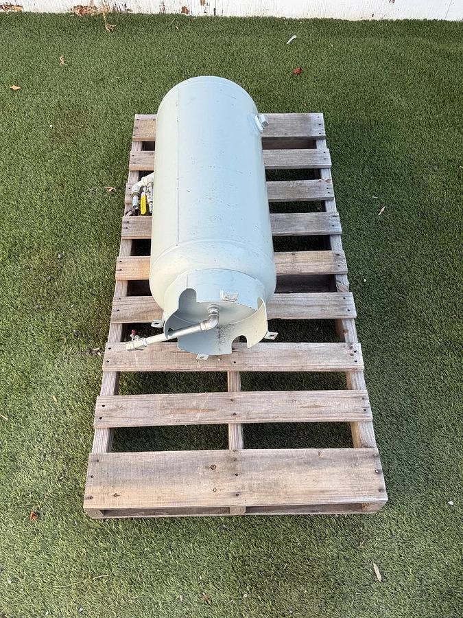 Used Manchester Tank 37.150 Gallon, 200 PSI Compressed-Air Receiver/ Pressure Vessel
