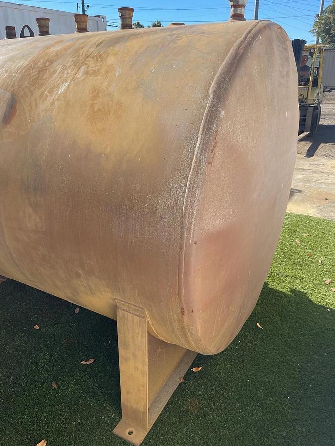 Used 2000 Gallon Capacity Horizontal Liquid Storage Tank, Dia: 64”, L:12’6”