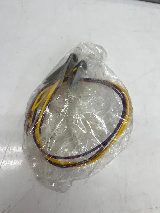 Cooper Lighting DCE-12 Socket Kit w/ 2 Lamps