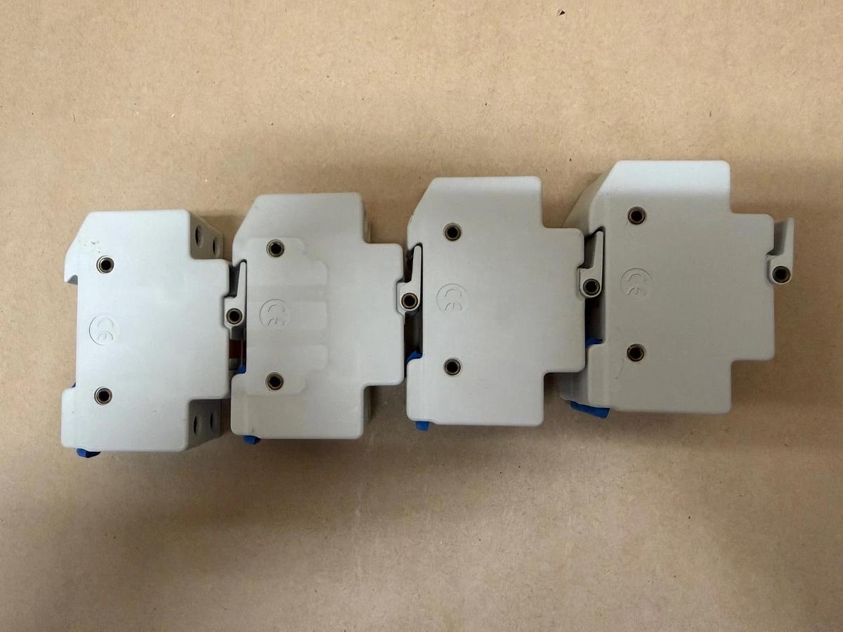 Used Ferraz Shawmut USCC2i 2 Pole 30A Fuse Holder - Lot of 4