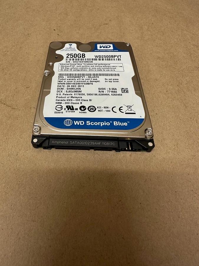Used Western Digital WD2500BPVT 250GB Scorpio Blue Hard Drive
