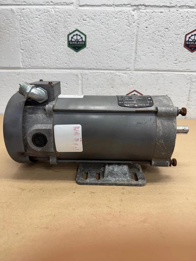 Used Baldor CDP3445 1Hp DC Motor @ 1750 RPM, 10A, 0.625” Shaft