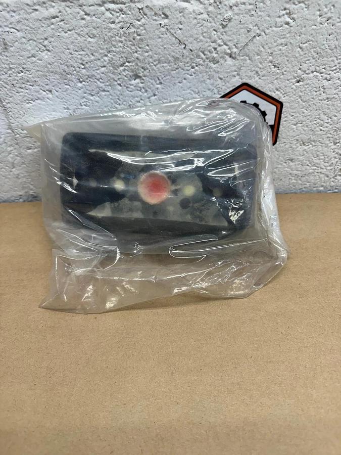 Used CAT 4V-1135 Cushion A *NEW*