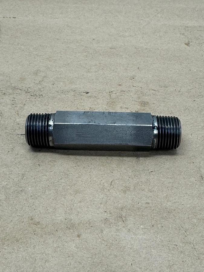 Used Swagelok 316-NLH Hex Dual Nipple Fitting, 3/8” Fitting - Lot of 4