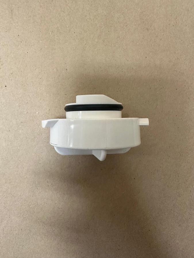 Used Global Industrial 716193 Filter Bypass Cap for Global Filtered Bottle Filler (2)