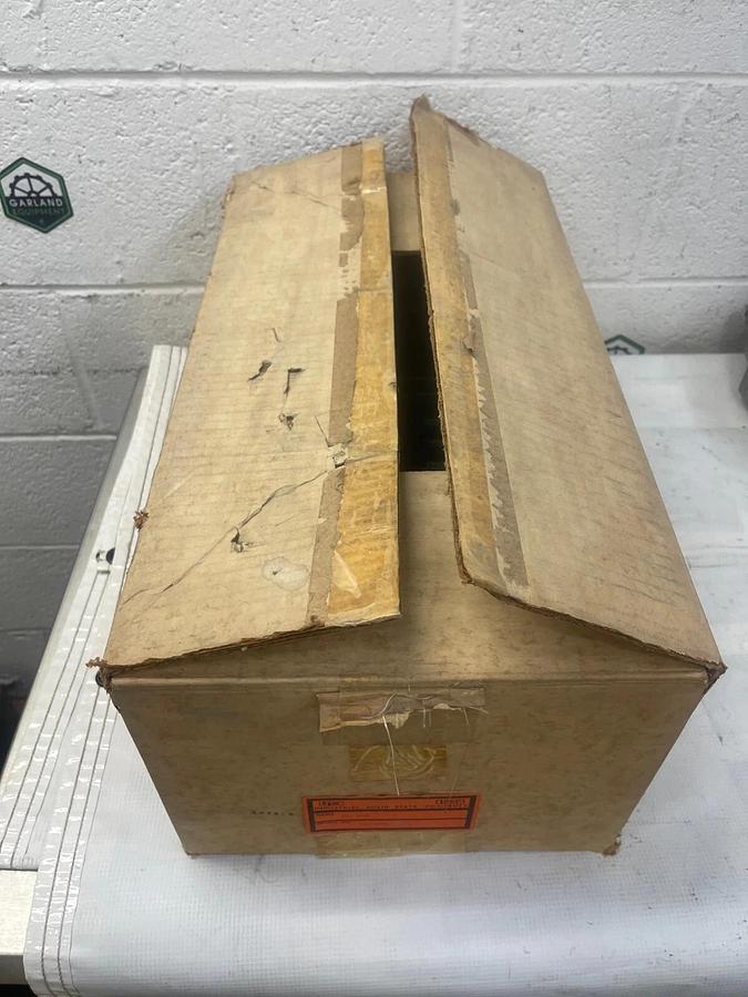 Used Industrial Solid State Controls 621-9990 IPC 621 I/O Rack