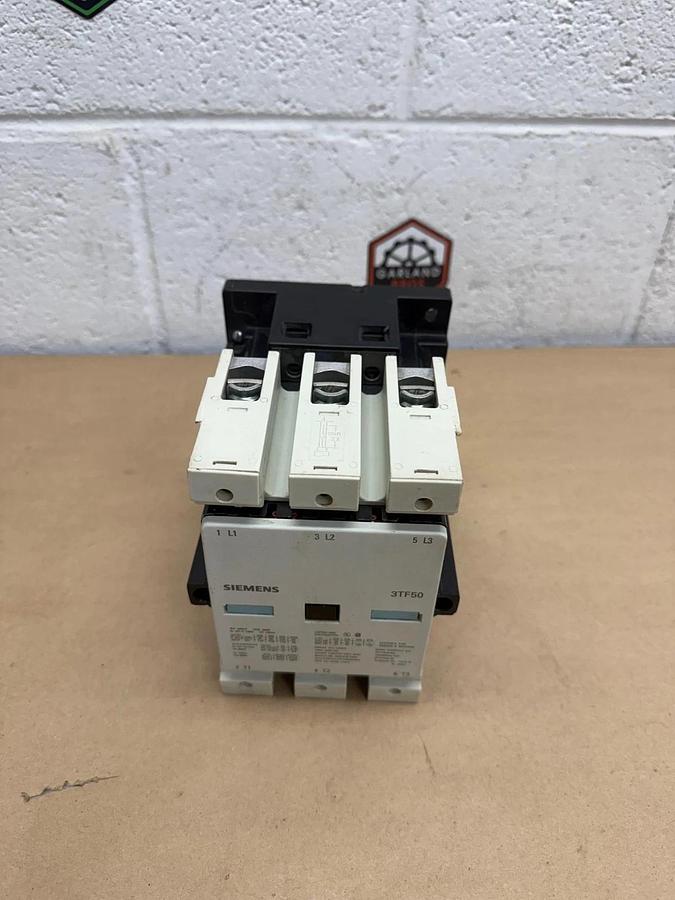 Used Siemens 3TF5011-0AP6 Contactor, 160A, 600VAC