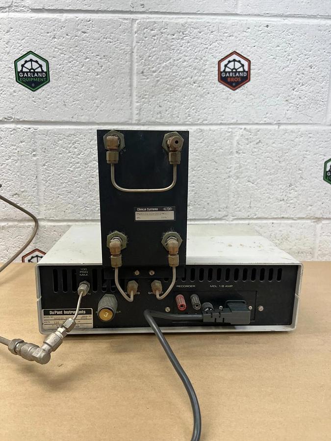 Used Dupont Instruments 303100.902 303 Moisture Monitor, 120V, 60Hz