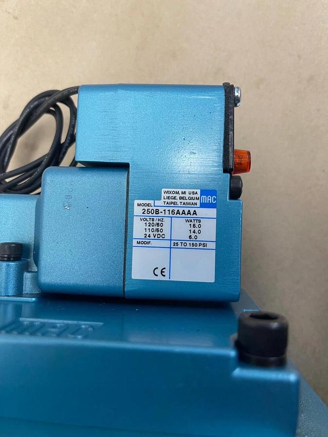 Used MAC 59B-12-116AA Solenoid Valve, 110/120 VAC, 50/60 Hz, 25 to 150 PSI