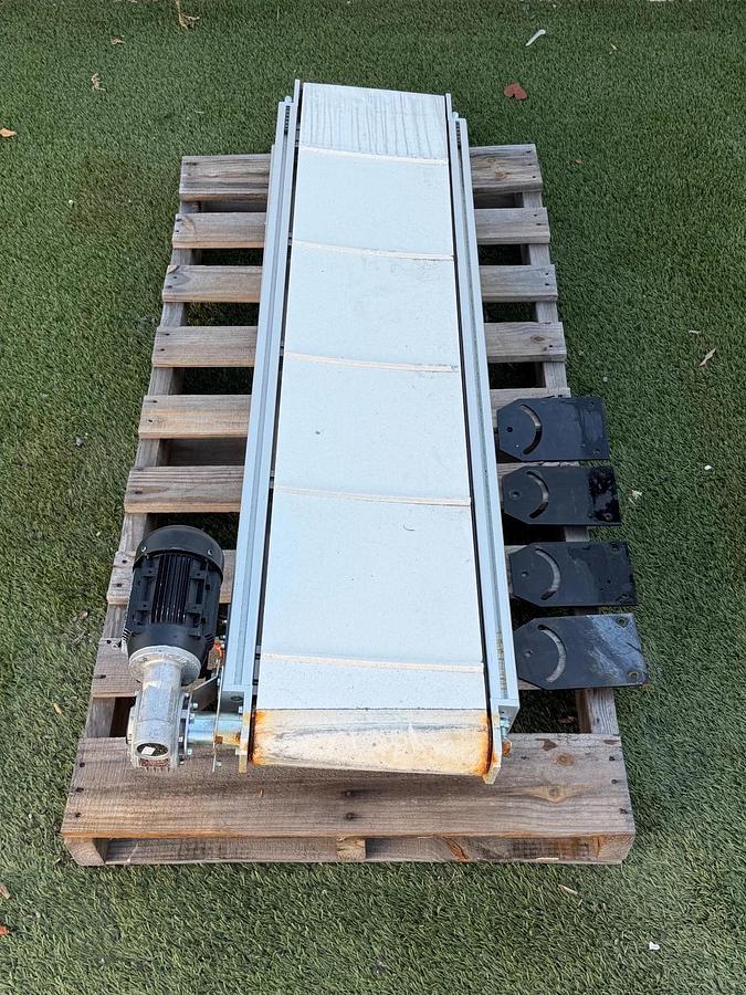 Used 65” Conveyor w/ TE FC 63M4B-40 H .24Hp Motor and Bonfiglioli VF44 P1 P63B14 Gear