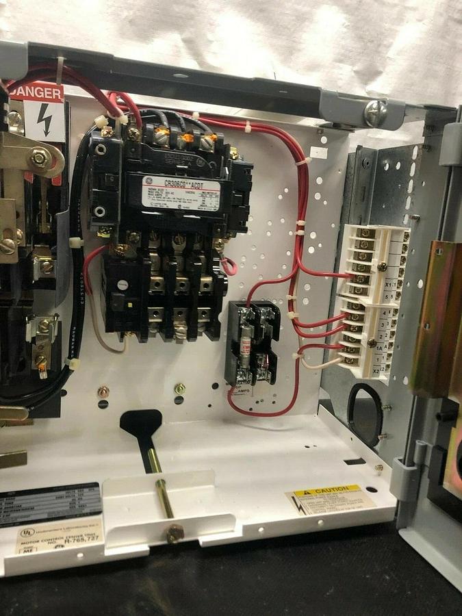 General Electric 8000-FVNR Motor Control Center, Size 1, 3 HP, 480 Volts