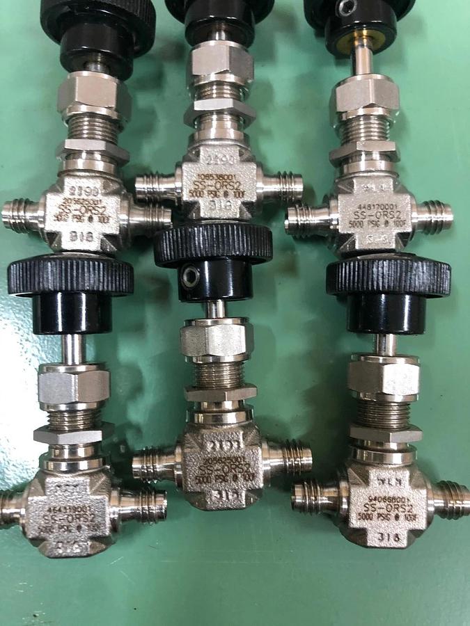 Used Swagelok SS-0RS2 Bonnet Needle Valve 1/8” Tube Fitting - Lot of 6