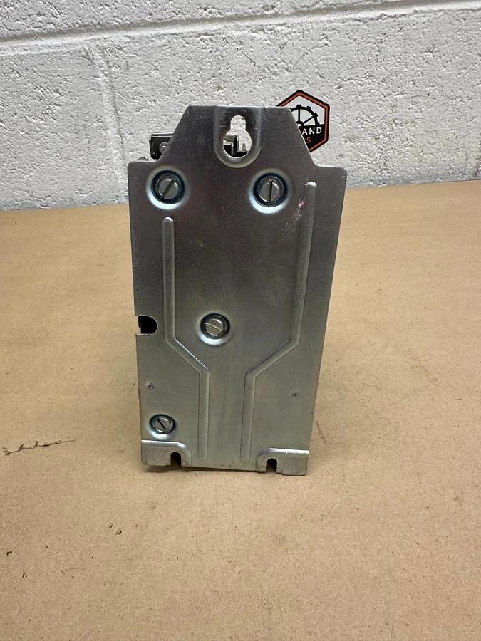 Used Cutler-Hammer A10CN0 NEMA Size 1 Starter