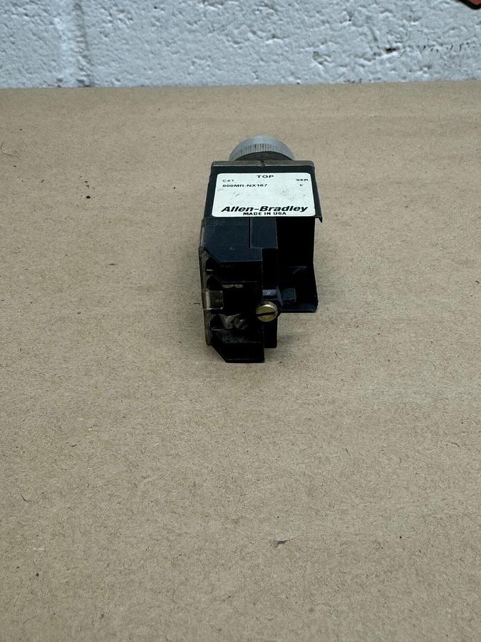 Used Allen Bradley 800MR-NX167 Selector Switch, No Knob