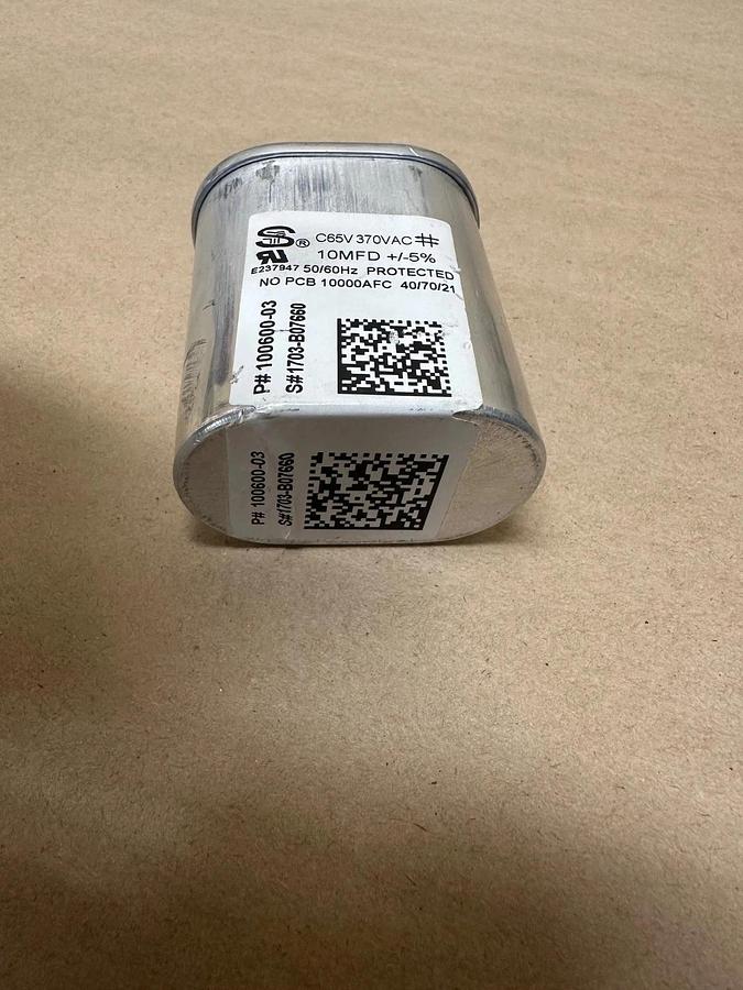 Used Lennox 100600-03 10MFD Oval Dual Capacitor