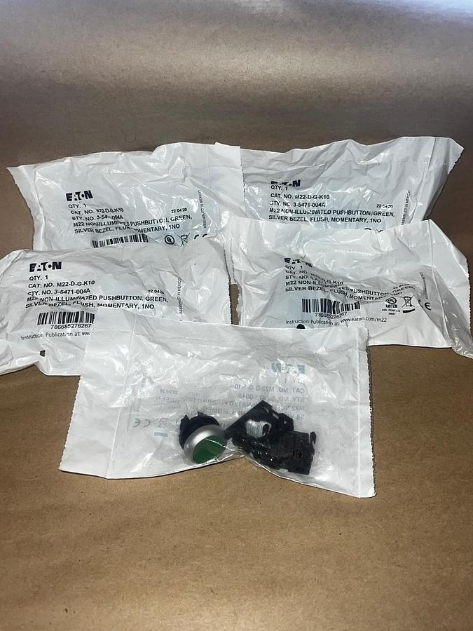 Used Eaton M22-D-6-K10 Pushbutton Green 216512 (Lot of 5) *FACTORY SEALED*