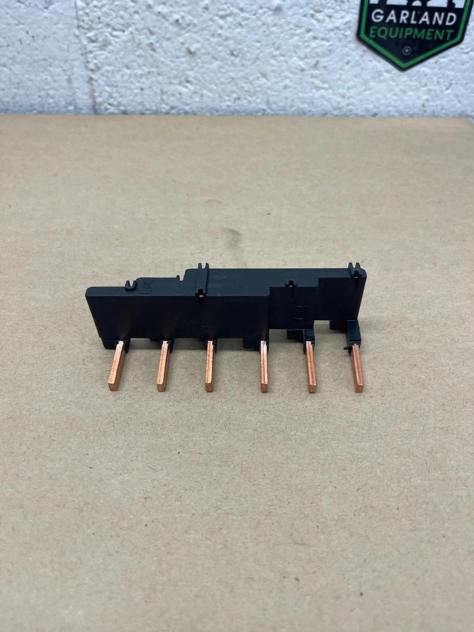 Used Allen Bradley 140M-F-W542 Series A Compact BusBar 2x54mm