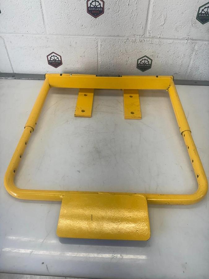 Used Uline H-5615 Safety Swing Gate, Fits Openings for 16”- 26” in 2” Increments