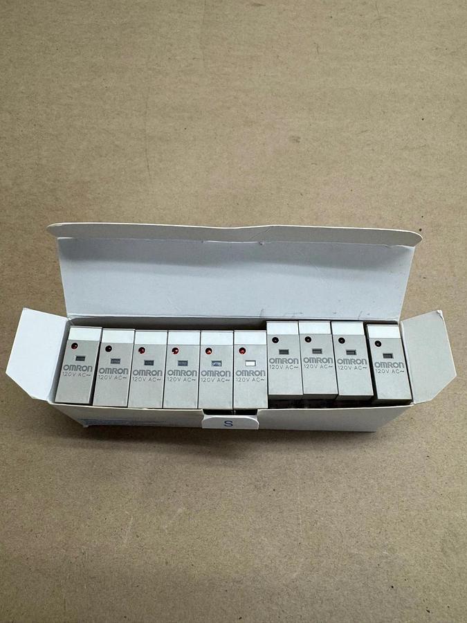 Used Omron G2R-1SN AC120 General Purpose Relay Qty 10 *NEW*