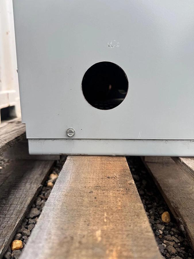 Used Eaton/ Cutler Hammer V48M22T45 Dry Type Distribution Transformer Ser B, 45kVA