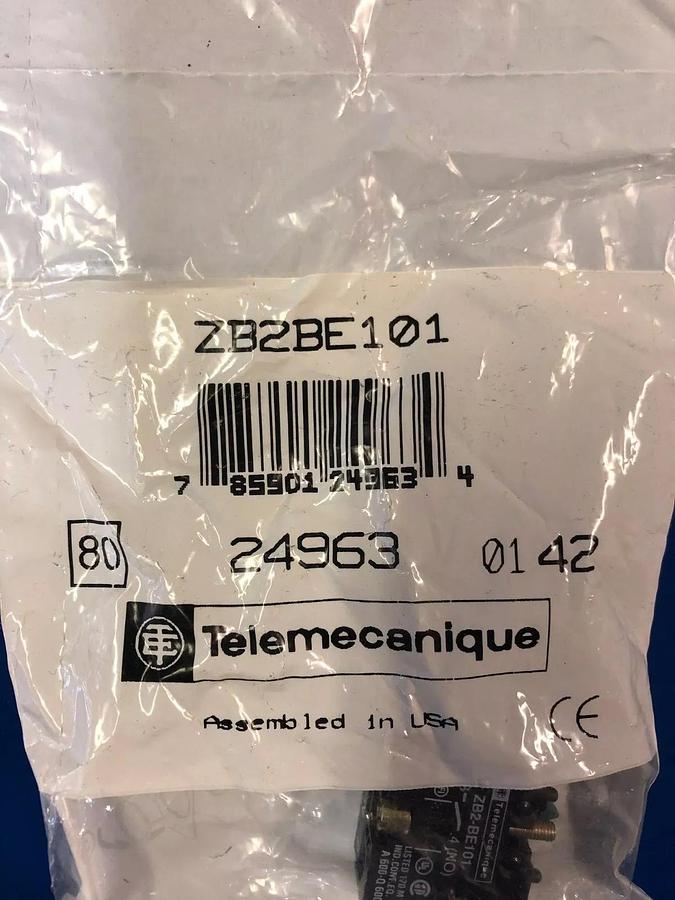 Used Telemecanique ZB2BE101 LOT of 2