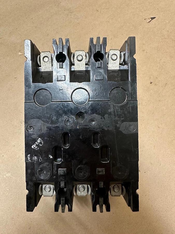 Used General Electric TED134015 15A 3 Pole Circuit Breaker