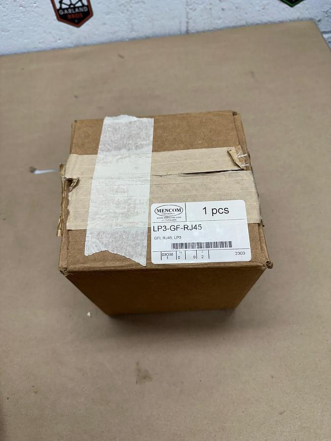 Used Mencom LP3-GF-RJ45 Low Profile Panel Interface Connector *NEW*