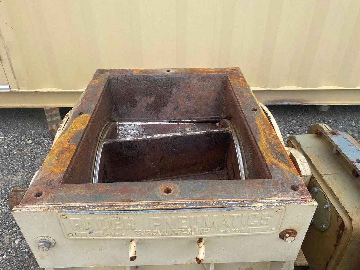 Used Rader 20x20 FF Airlock Feeder w/ Falk 2215J 25 Gearbox, Ratio 24.94:1