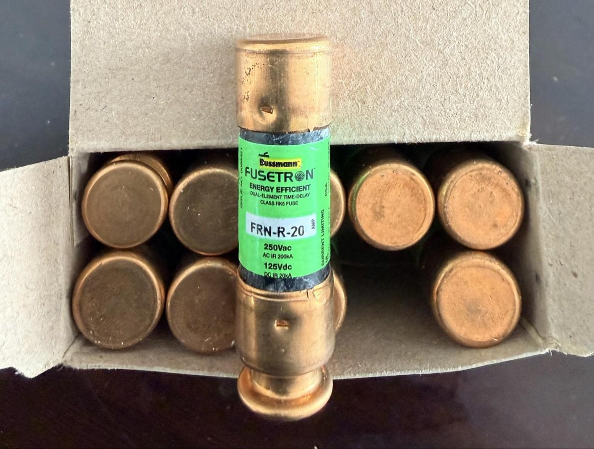 Used Bussman Fusetron FRN-R-20 Fuse, Dual Element Time Delay, Class RK5 (LOT of 8)