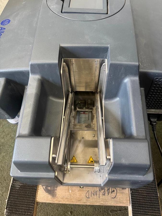 Allen Bradley 1492-PCMA110 ClearMark Advanced 110 V Printer