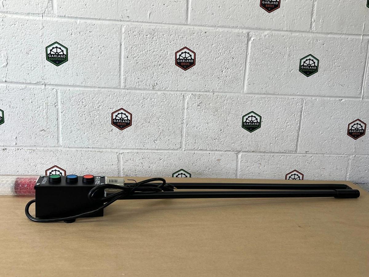 Global Industrial 493758 Workbench LED Stack Light