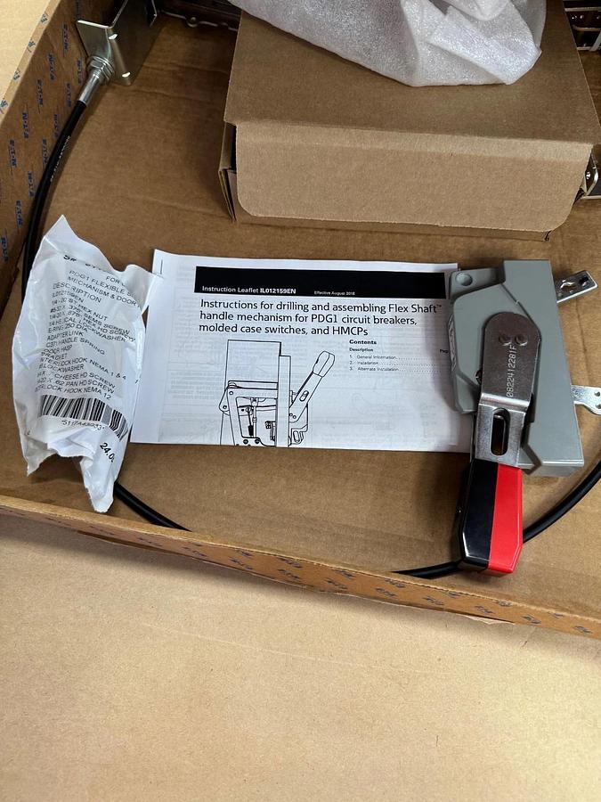 Used Eaton PDG1XFS04 Operator Flexible Circuit Breaker Shaft Handle *NEW*