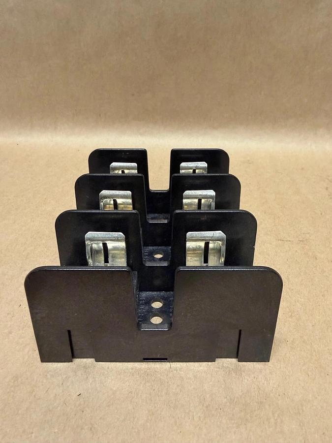 Used Ferraz Shawmut 60608J 3 Pole Fuse Block, 600V, 60A