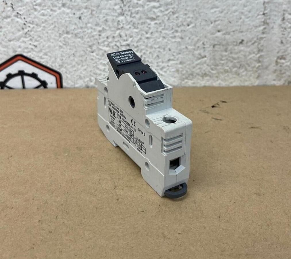 Used Allen-Bradley 1492-FB1M30-L Fuse Holder, Series B, 30A, 600V, 50/60 Hz