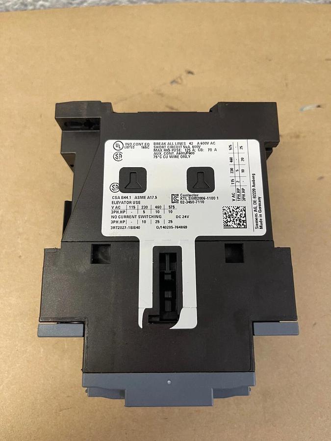 Used Siemens 3RT2027-1BB40 Power Contactor, Sirius, 24V