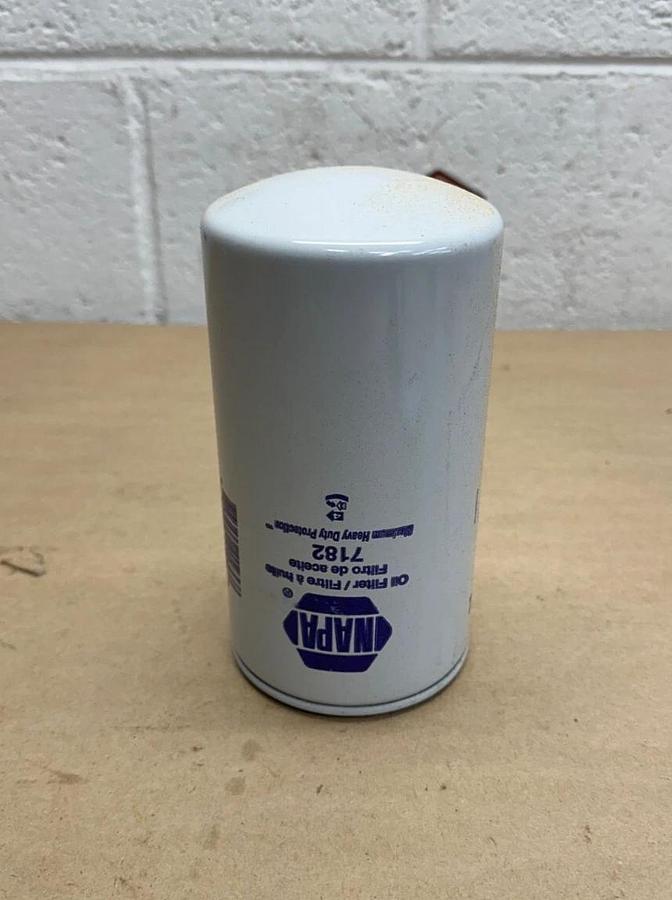 NAPA 7182 Gold Oil Filter