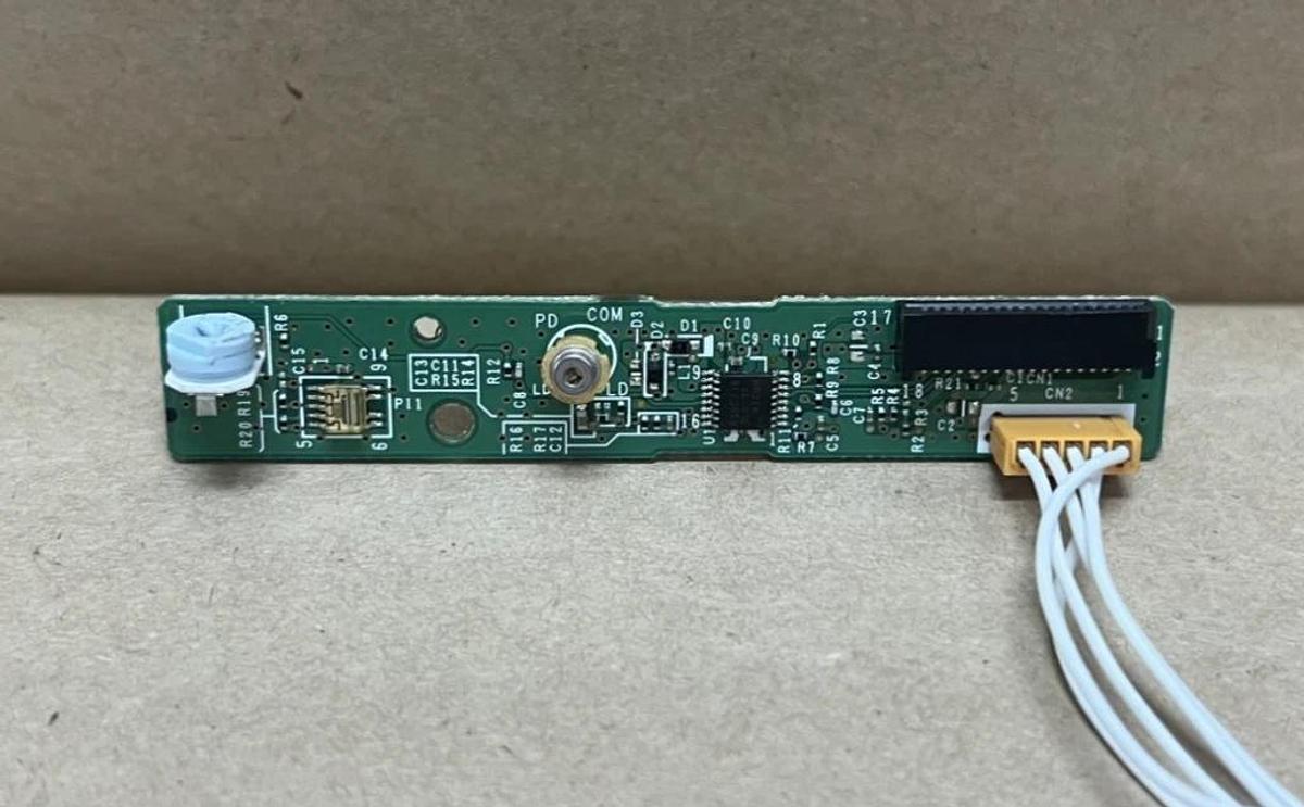 Used MDK 337V-0 IR Reciever/Sensor Board