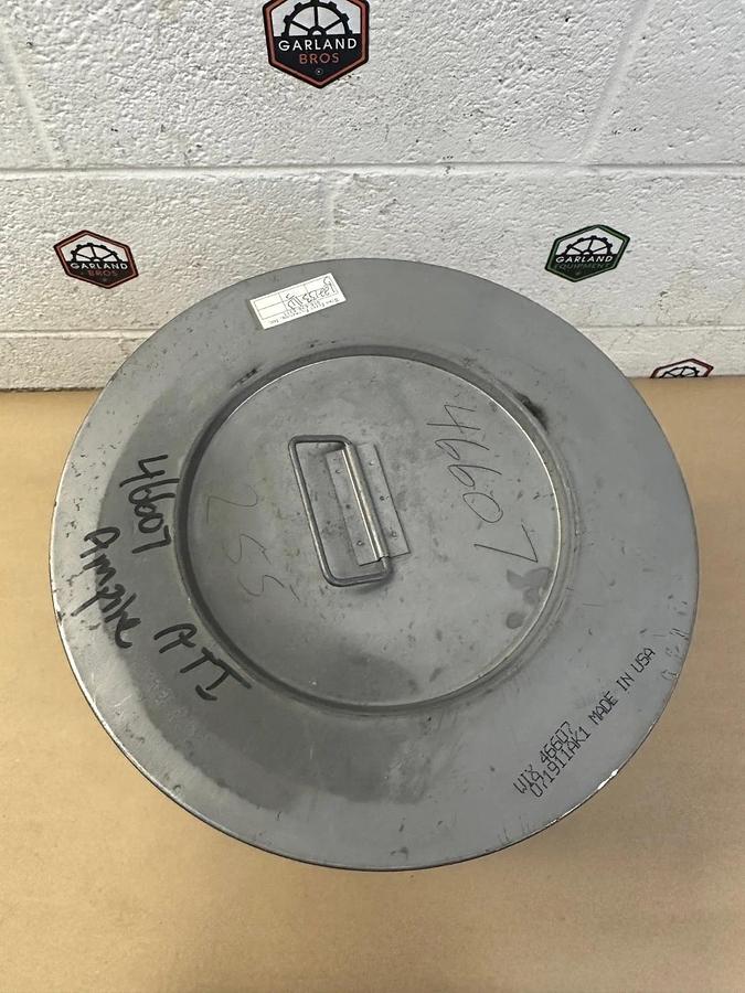 Used WIX 46607 Round Air Filter *NEW*